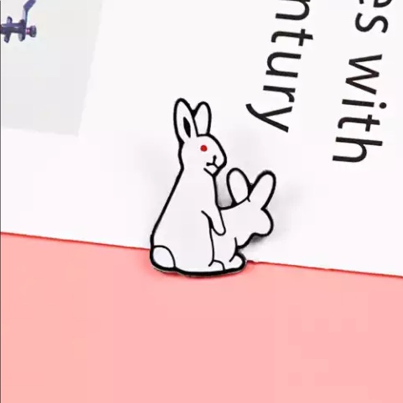 Rabbits Humping Pin Funny Bunny Sex NSFW Horny Joke Metal Lapel Badge - Picture 2 of 8